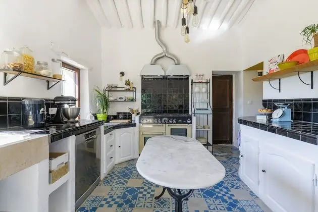 Family Ev, Banyolu/Duşlu, Üzüm Asması Manzaralı