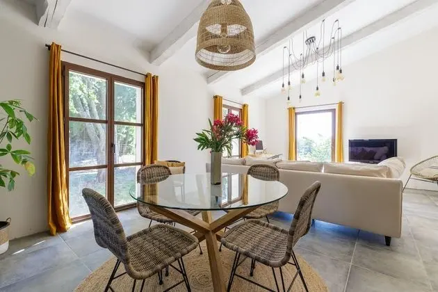 Family Ev, Banyolu/Duşlu, Üzüm Asması Manzaralı