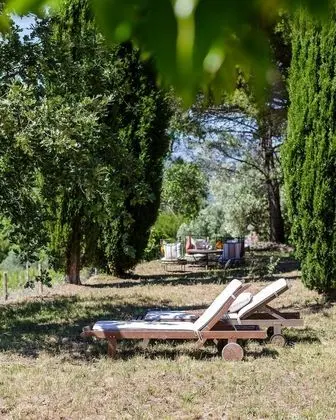 Kır Evi, Özel Banyo, Üzüm Asması Manzaralı (Gîte RDC)