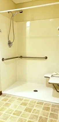 Premium Oda, 1 En Büyük (King) Boy Yatak, Engellilere Uygun, Zemin Kat