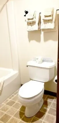 Premium Oda, 2 Büyük (Queen) Boy Yatak, Sigara İçilmez
