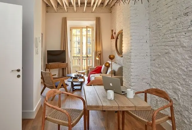 Premium Apart Daire (2 Bedrooms Apartment with Balcony)