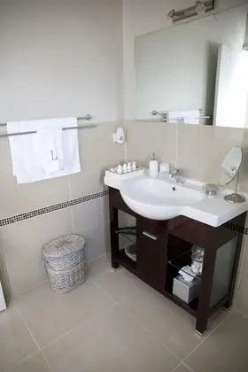 Deluxe Süit (West Wing Suite)