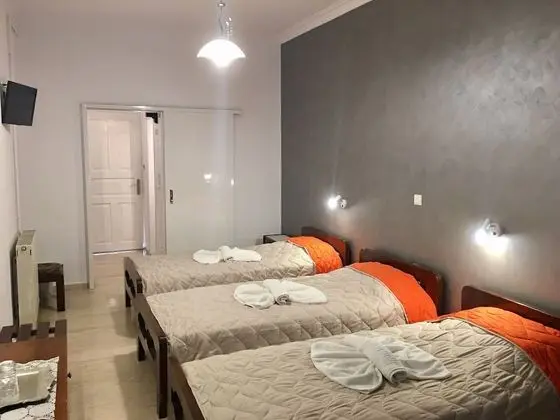 Üç Kişilik Oda