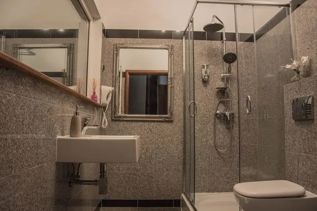 Family Oda, Özel Banyo