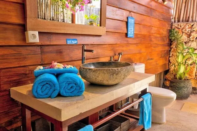 Executive Bungalov, 1 Büyük (Queen) Boy Yatak, Deniz Manzaralı, Okyanusa Sıfır