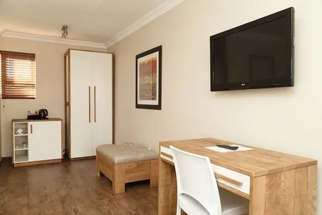 Courtyard Room - Double Bed