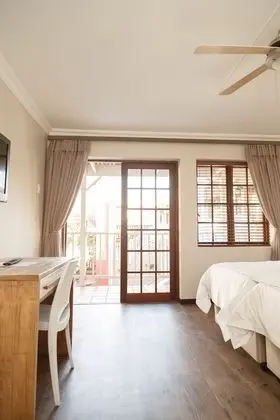 Courtyard Room - Double Bed