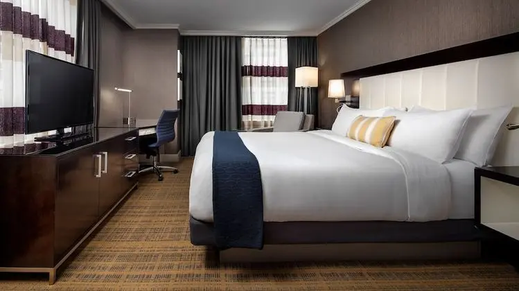 Grand Oda, 1 En Büyük (King) Boy Yatak, Köşe (Grand Corner King)