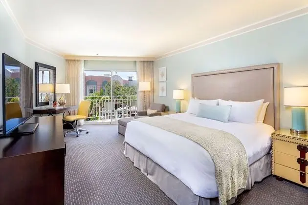 Oda, 2 Çift Kişilik Yatak, Engellilere Uygun, Resort Manzaralı (Hearing Accessible)