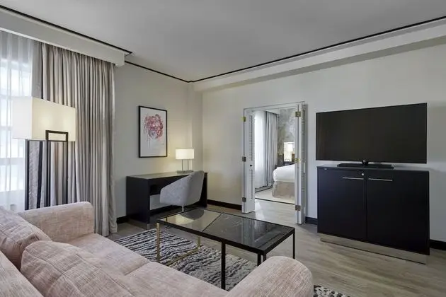 Süit, 1 En Büyük (King) Boy Yatak ve Çekyat, Şehir Manzaralı (St. Moritz)
