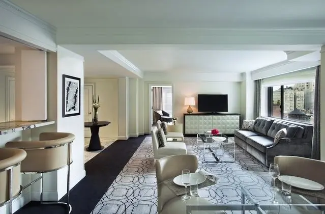 Süit, Teras (Terrace Suite North)
