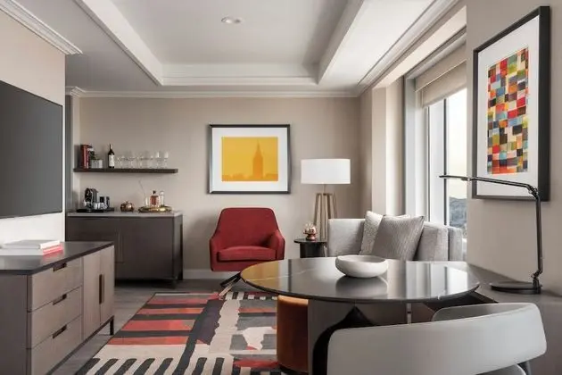 Deluxe Oda, 1 En Büyük (King) Boy Yatak, Engellilere Uygun (Skyline- View , Roll-In Shower)