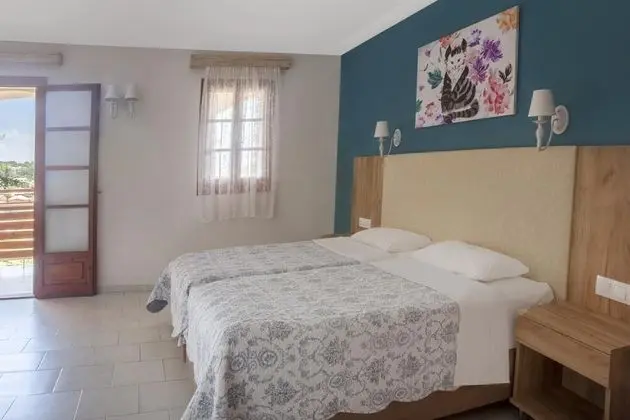Stüdyo, Bahçe Manzaralı