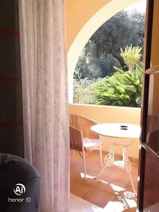Stüdyo, Bahçe Manzaralı