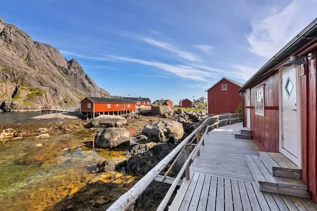 Traditional Cabin, sleeping loft with ladder