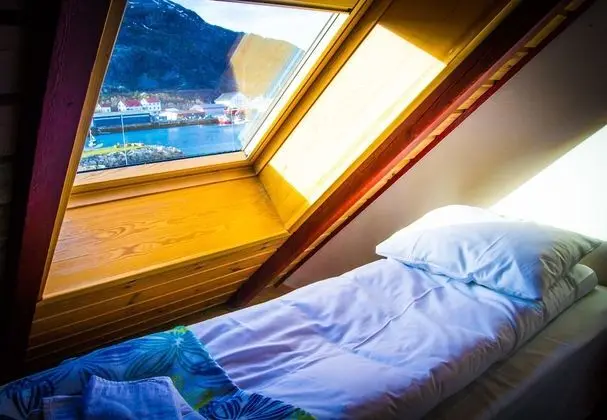 Economy Ortak Ranzalı Oda, Deniz Manzaralı