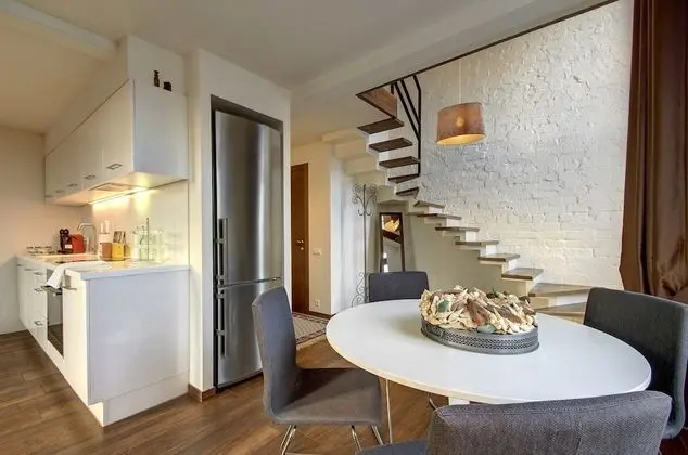 Business Çatı Katı (Loft), Birden Çok Yatak, Şömine, Şehir Manzaralı