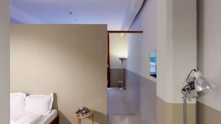 Çatı Katı (Loft), Avlu Manzaralı