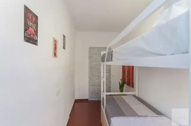 Economy Oda, 1 Yatak Odası, Ortak Banyo (With Balcony / LITR)