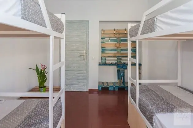 Ortak Ranzalı Oda, Karma Ranzalı Oda, Ortak Banyo