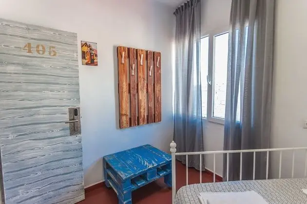 Tek Büyük Yataklı Oda, Ortak Banyo