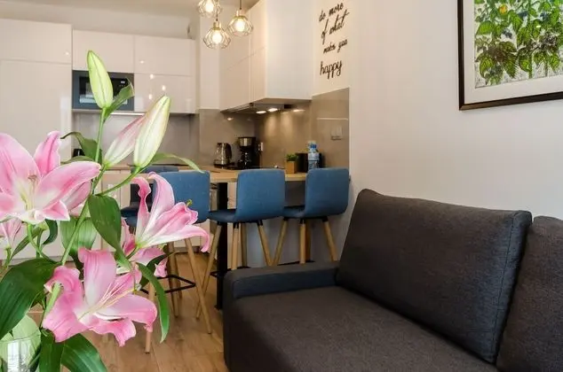 Apart Daire, Sigara İçilmez, Balkon (Slomnicka Street)