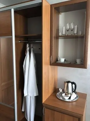 Deluxe Tek Büyük Yataklı Oda, 1 En Büyük (King) Boy Yatak, Şehir Manzaralı