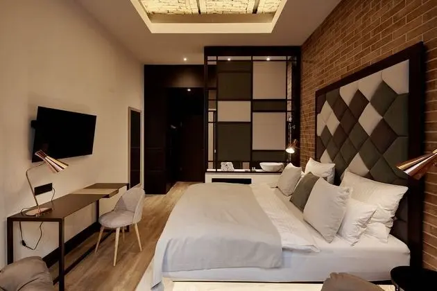 Standard Oda, 1 En Büyük (King) Boy Yatak