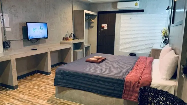 Deluxe Tek Büyük Yataklı Oda