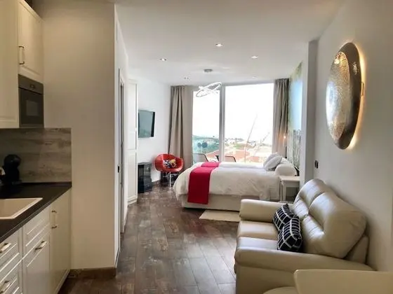 Çatı Katı (Loft), Teras