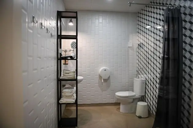 Üç Kişilik Oda, Özel Banyo