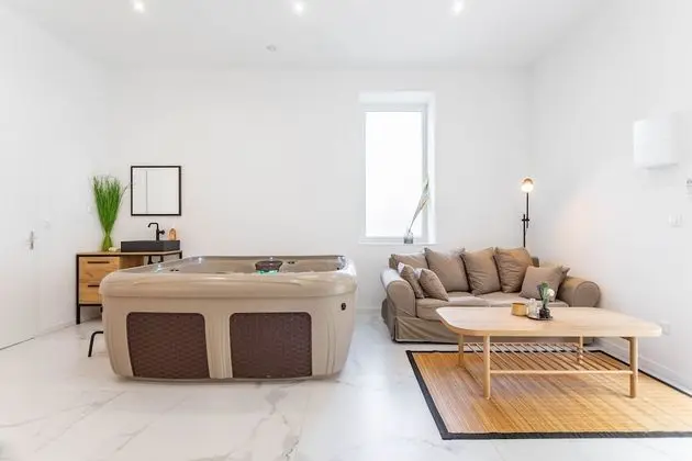 Romantic Apart Daire, Engellilere Uygun, Banyolu/Duşlu