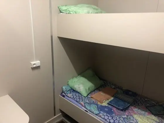 İki Ayrı Yataklı Oda, Ortak Banyo (Small)