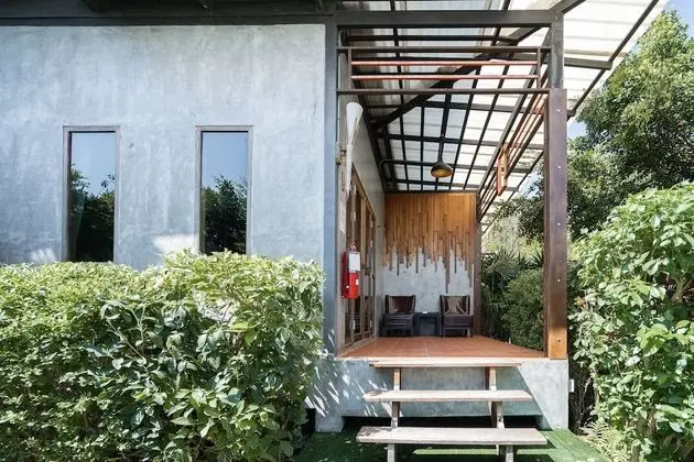 Standard Garden View