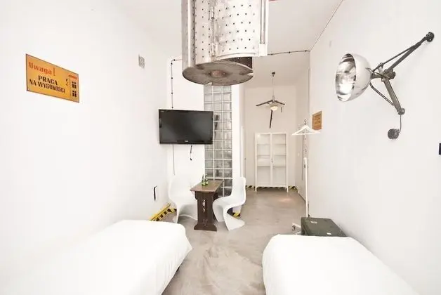 İki Ayrı Yataklı Oda, Banyolu/Duşlu