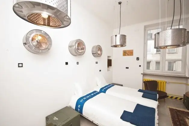 İki Ayrı Yataklı Oda (External Private Bathroom)