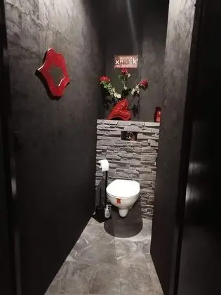 Romantic Süit, Sıcak Su Havuzu