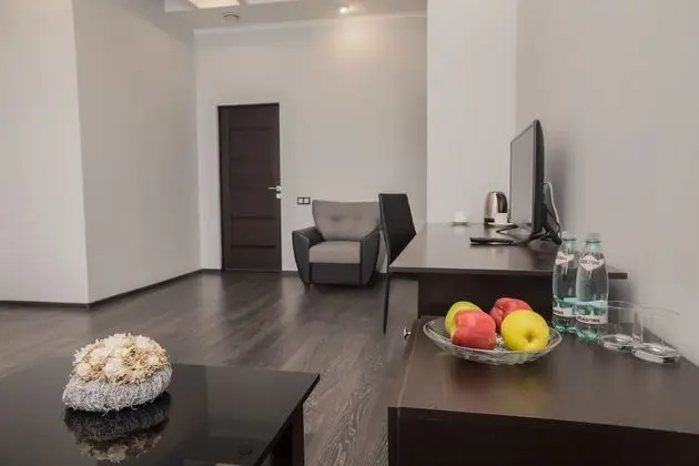 Luxury Oda, Balkon