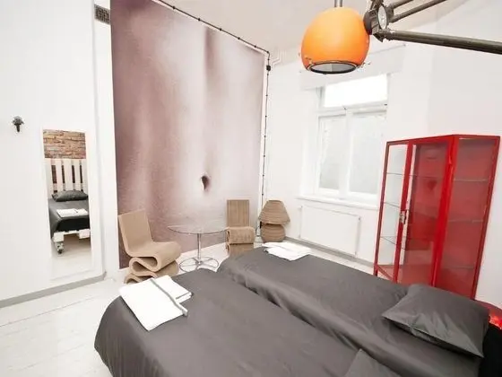 Tek Büyük veya İki Ayrı Yataklı Oda