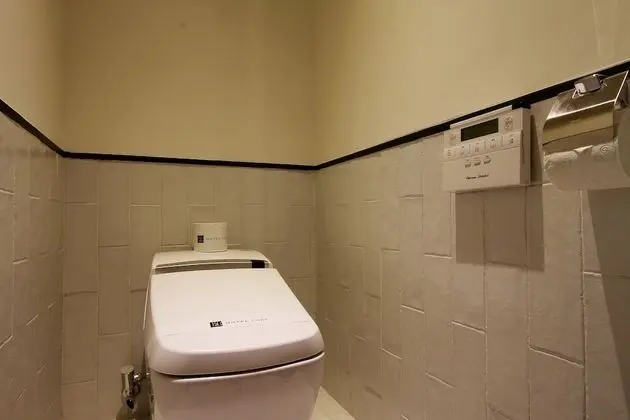 Premium Tek Büyük Yataklı Oda