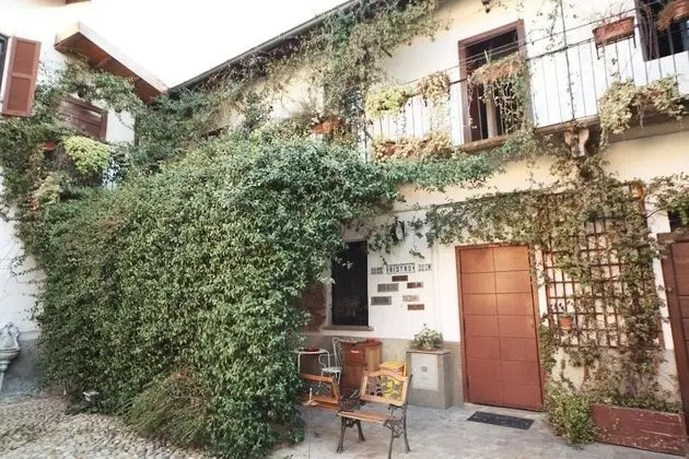 Apart Daire, Veranda