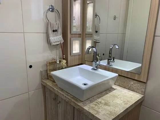 Honeymoon Apart Daire