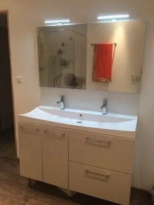 Tek Büyük Yataklı Oda (Pinède)