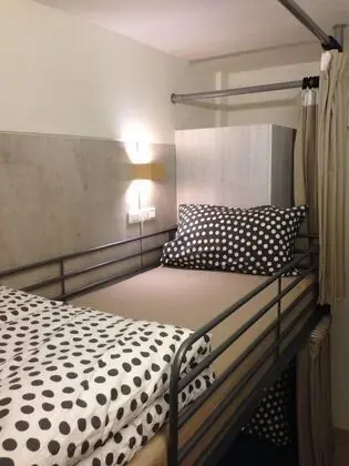 Ortak Ranzalı Oda, Karma Ranzalı Oda, Sigara İçilmez