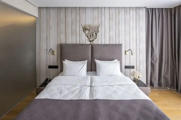 Comfort Tek Büyük Yataklı Oda