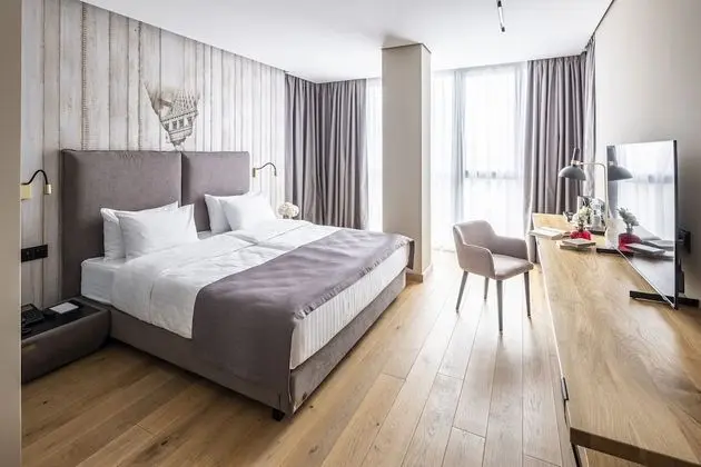 Comfort Tek Büyük Yataklı Oda