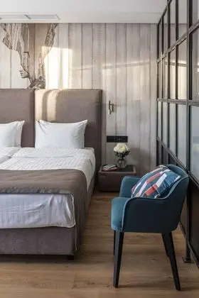 Deluxe Tek Büyük Yataklı Oda