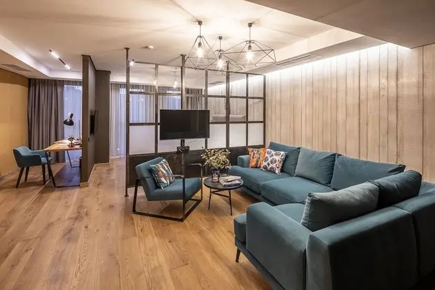 Deluxe Tek Büyük Yataklı Oda
