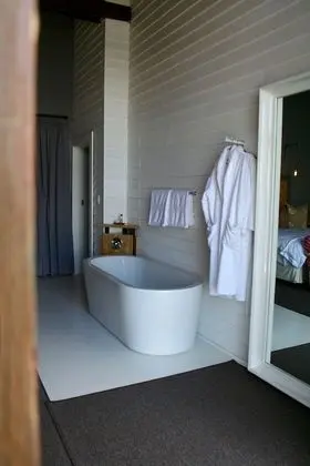 Luxury Oda, 1 En Büyük (King) Boy Yatak, Okyanus Manzaralı